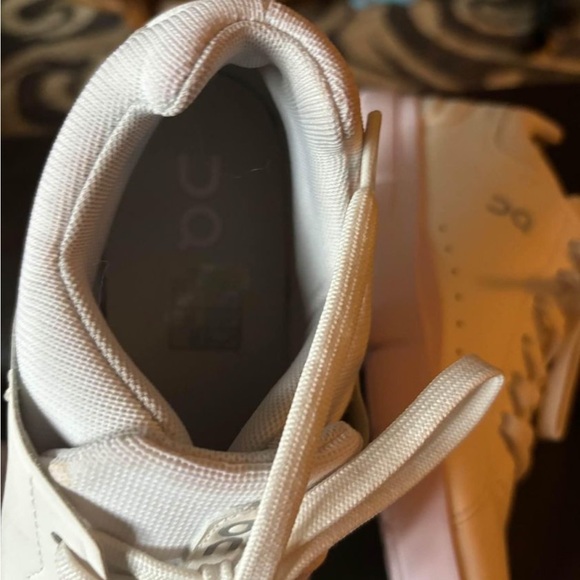 On Rodger size 10 unworn - Picture 4 of 8